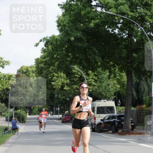 15.06.2025 - REWE Women's Run Jannik Wohlers http://msf.ph/oto/7934490 15.06.2025 08:37:47 Laufen  meine-sportfotos.de