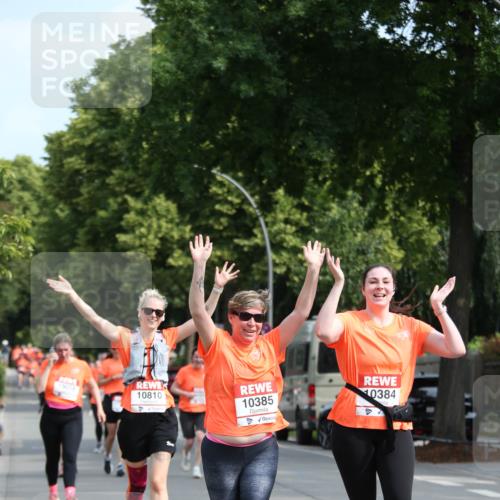 15.06.2025 - REWE Women's Run Jannik Wohlers http://msf.ph/oto/7934491 15.06.2025 09:52:11 Laufen 10018, 10810, 10385, 10384 meine-sportfotos.de