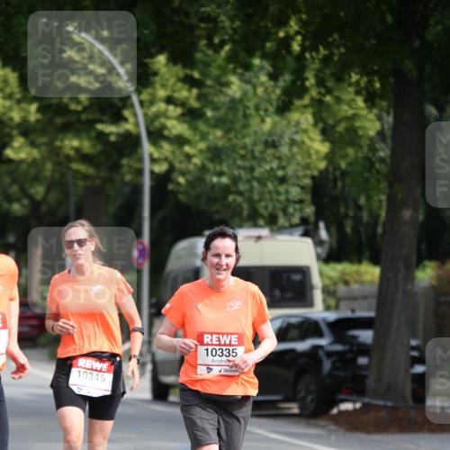 15.06.2025 - REWE Women's Run Jannik Wohlers http://msf.ph/oto/7934565 15.06.2025 09:52:17 Laufen 10345, 10335 meine-sportfotos.de