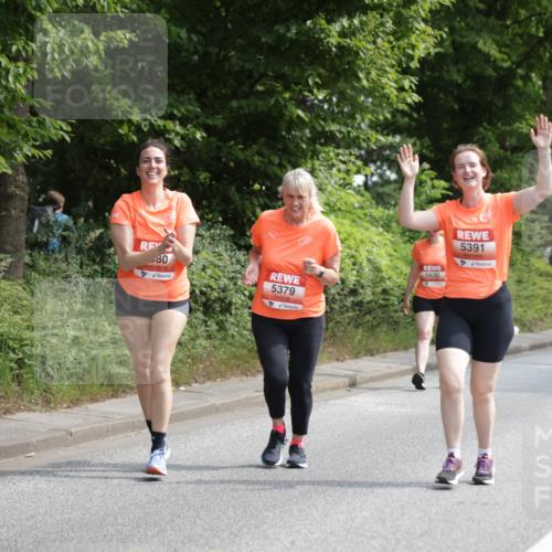 15.06.2025 - REWE Women's Run Jannik Wohlers http://msf.ph/oto/7934567 15.06.2025 10:12:21 Laufen 80, 5630, 5391, 5379, 296, 5541 meine-sportfotos.de
