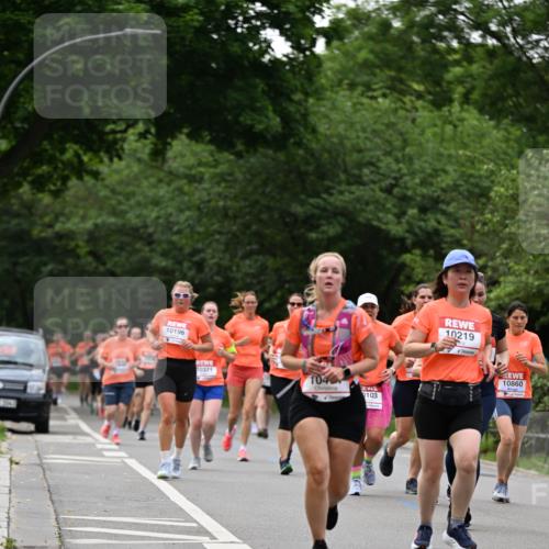 15.06.2025 - REWE Women's Run Dr. Thomas Lammeyer http://msf.ph/oto/7934605 15.06.2025 09:18:33 Laufen 10219, 10860 meine-sportfotos.de