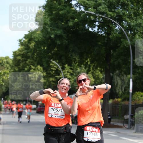 15.06.2025 - REWE Women's Run Jannik Wohlers http://msf.ph/oto/7934674 15.06.2025 09:52:22 Laufen 10671, 10345 meine-sportfotos.de