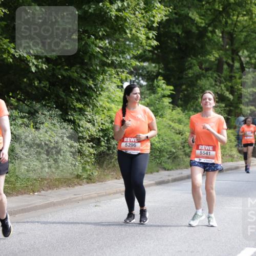 15.06.2025 - REWE Women's Run Jannik Wohlers http://msf.ph/oto/7934715 15.06.2025 10:12:27 Laufen 5630, 5296, 5541 meine-sportfotos.de