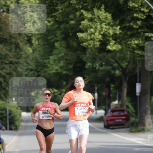 15.06.2025 - REWE Women's Run Jannik Wohlers http://msf.ph/oto/7934728 15.06.2025 08:37:51 Laufen 1087, 10129 meine-sportfotos.de