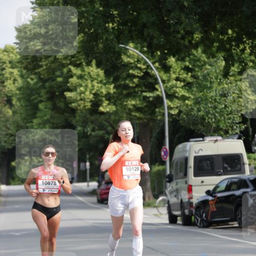 15.06.2025 - REWE Women's Run Jannik Wohlers http://msf.ph/oto/7934755 15.06.2025 08:37:52 Laufen 10878, 10129 meine-sportfotos.de