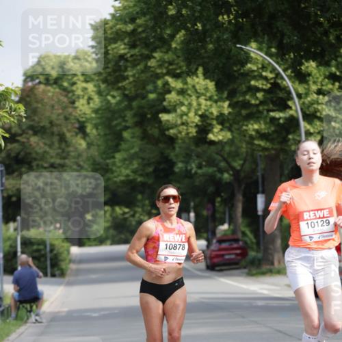 15.06.2025 - REWE Women's Run Jannik Wohlers http://msf.ph/oto/7934774 15.06.2025 08:37:53 Laufen 10878, 10129 meine-sportfotos.de