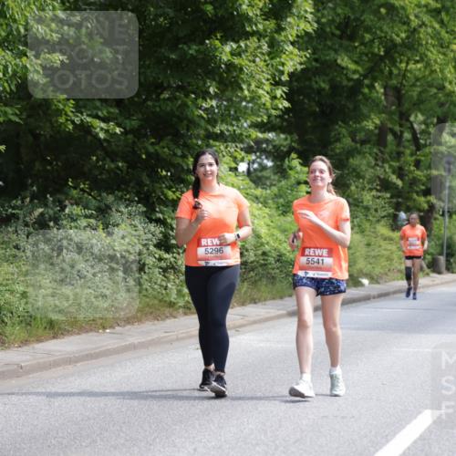 15.06.2025 - REWE Women's Run Jannik Wohlers http://msf.ph/oto/7934776 15.06.2025 10:12:27 Laufen 5630, 5296, 5541 meine-sportfotos.de