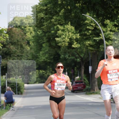 15.06.2025 - REWE Women's Run Jannik Wohlers http://msf.ph/oto/7934777 15.06.2025 08:37:53 Laufen 10878, 10129 meine-sportfotos.de