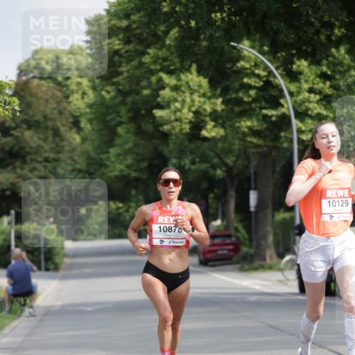 15.06.2025 - REWE Women's Run Jannik Wohlers http://msf.ph/oto/7934784 15.06.2025 08:37:53 Laufen 10878, 10129 meine-sportfotos.de