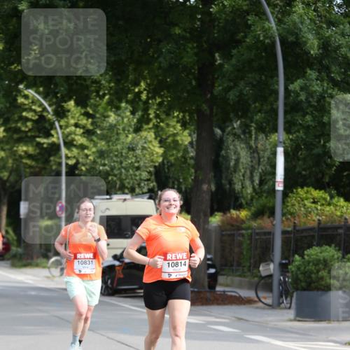 15.06.2025 - REWE Women's Run Jannik Wohlers http://msf.ph/oto/7934793 15.06.2025 09:52:38 Laufen 10831, 10814 meine-sportfotos.de
