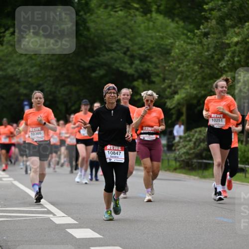 15.06.2025 - REWE Women's Run Dr. Thomas Lammeyer http://msf.ph/oto/7934806 15.06.2025 09:18:50 Laufen 10305, 10847, 10251 meine-sportfotos.de