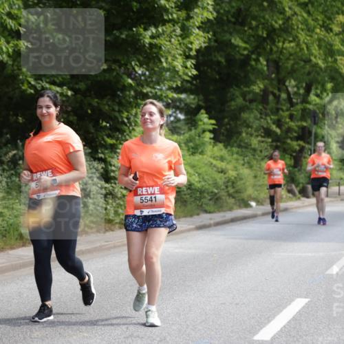 15.06.2025 - REWE Women's Run Jannik Wohlers http://msf.ph/oto/7934852 15.06.2025 10:12:29 Laufen 5, 5541 meine-sportfotos.de