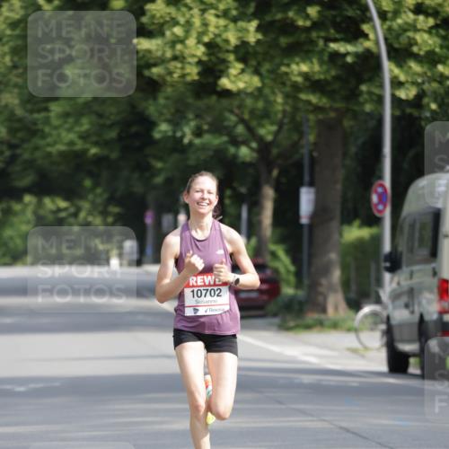 15.06.2025 - REWE Women's Run Jannik Wohlers http://msf.ph/oto/7934970 15.06.2025 08:38:43 Laufen  meine-sportfotos.de