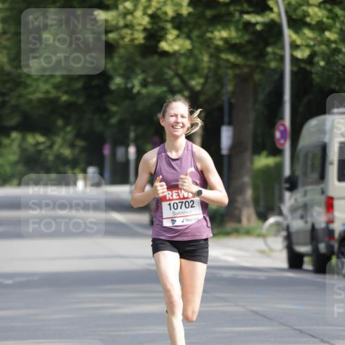 15.06.2025 - REWE Women's Run Jannik Wohlers http://msf.ph/oto/7935002 15.06.2025 08:38:44 Laufen 10702 meine-sportfotos.de