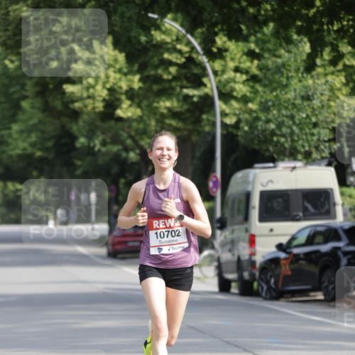 15.06.2025 - REWE Women's Run Jannik Wohlers http://msf.ph/oto/7935013 15.06.2025 08:38:45 Laufen 10702 meine-sportfotos.de