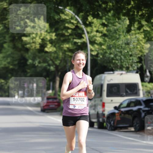 15.06.2025 - REWE Women's Run Jannik Wohlers http://msf.ph/oto/7935042 15.06.2025 08:38:45 Laufen 10702 meine-sportfotos.de