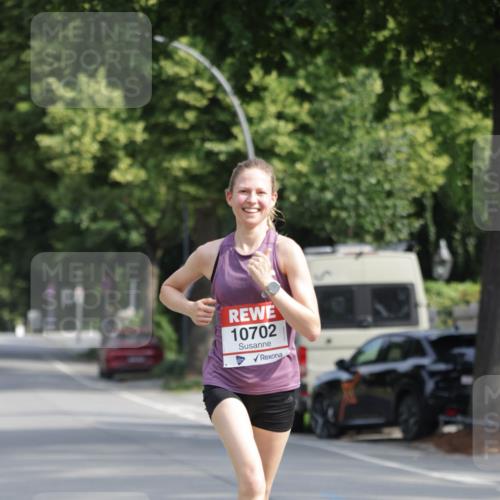 15.06.2025 - REWE Women's Run Jannik Wohlers http://msf.ph/oto/7935067 15.06.2025 08:38:45 Laufen 10702 meine-sportfotos.de