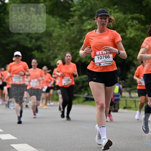 15.06.2025 - REWE Women's Run Dr. Thomas Lammeyer http://msf.ph/oto/7935125 15.06.2025 09:18:58 Laufen 10766 meine-sportfotos.de