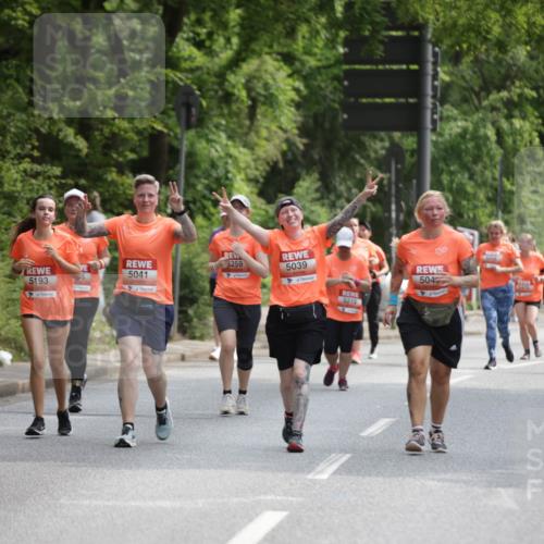 15.06.2025 - REWE Women's Run Jannik Wohlers http://msf.ph/oto/7935129 15.06.2025 10:12:42 Laufen 510, 5193, 259, 5039, 5041, 5215, 504, 5198 meine-sportfotos.de