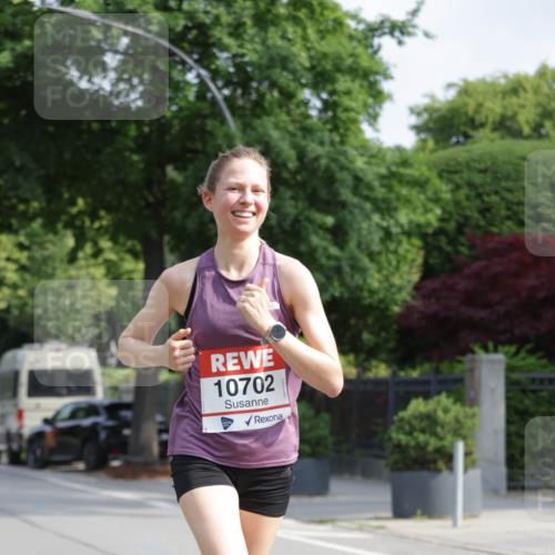 15.06.2025 - REWE Women's Run Jannik Wohlers http://msf.ph/oto/7935155 15.06.2025 08:38:46 Laufen 10702 meine-sportfotos.de