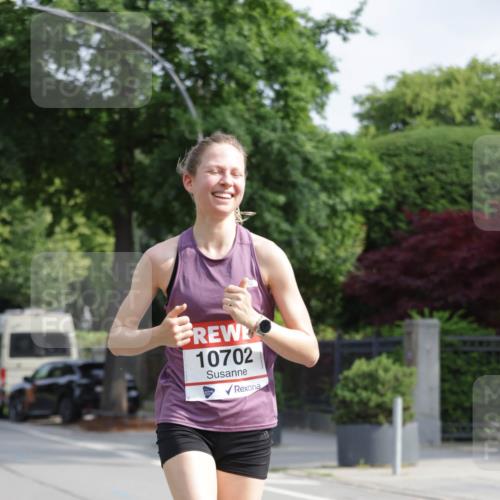 15.06.2025 - REWE Women's Run Jannik Wohlers http://msf.ph/oto/7935162 15.06.2025 08:38:47 Laufen 10702 meine-sportfotos.de