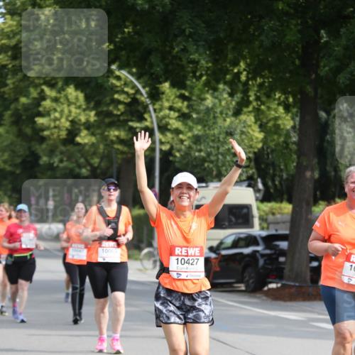 15.06.2025 - REWE Women's Run Jannik Wohlers http://msf.ph/oto/7935210 15.06.2025 09:52:59 Laufen 10047, 10005, 10427, 10 meine-sportfotos.de