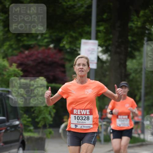 15.06.2025 - REWE Women's Run Jannik Wohlers http://msf.ph/oto/7935245 15.06.2025 08:25:55 Laufen 10328, 10417 meine-sportfotos.de