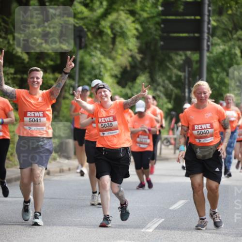 15.06.2025 - REWE Women's Run Jannik Wohlers http://msf.ph/oto/7935249 15.06.2025 10:12:43 Laufen 5193, 5041, 5039, 6216, 5040 meine-sportfotos.de
