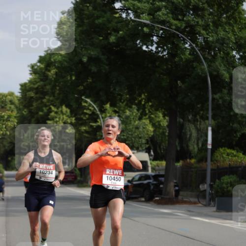 15.06.2025 - REWE Women's Run Jannik Wohlers http://msf.ph/oto/7935284 15.06.2025 08:40:23 Laufen 10234, 10450 meine-sportfotos.de