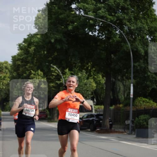 15.06.2025 - REWE Women's Run Jannik Wohlers http://msf.ph/oto/7935290 15.06.2025 08:40:23 Laufen 10234, 10450 meine-sportfotos.de