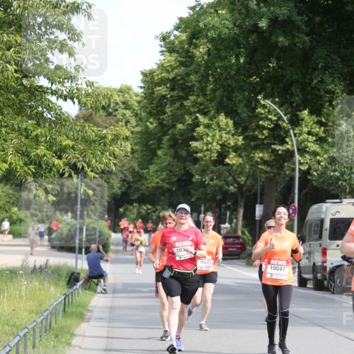 15.06.2025 - REWE Women's Run Jannik Wohlers http://msf.ph/oto/7935305 15.06.2025 09:53:02 Laufen 103, 10047 meine-sportfotos.de