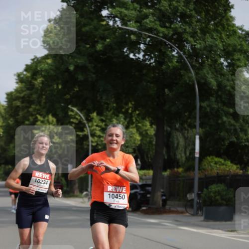 15.06.2025 - REWE Women's Run Jannik Wohlers http://msf.ph/oto/7935308 15.06.2025 08:40:23 Laufen 10234, 10450 meine-sportfotos.de