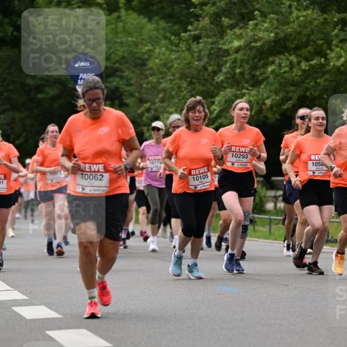 15.06.2025 - REWE Women's Run Dr. Thomas Lammeyer http://msf.ph/oto/7935318 15.06.2025 09:19:02 Laufen 10573, 1, 10062, 10172, 10105, 10293, 1058 meine-sportfotos.de