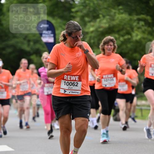 15.06.2025 - REWE Women's Run Dr. Thomas Lammeyer http://msf.ph/oto/7935377 15.06.2025 09:19:04 Laufen 10105, 10062 meine-sportfotos.de