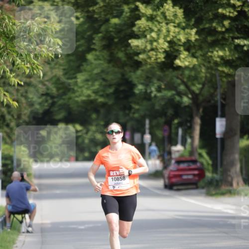 15.06.2025 - REWE Women's Run Jannik Wohlers http://msf.ph/oto/7935383 15.06.2025 08:40:27 Laufen 10858 meine-sportfotos.de