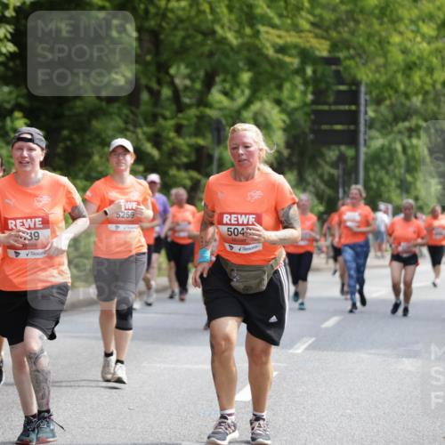 15.06.2025 - REWE Women's Run Jannik Wohlers http://msf.ph/oto/7935385 15.06.2025 10:12:47 Laufen 39, 5259, 504 meine-sportfotos.de