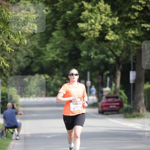 15.06.2025 - REWE Women's Run Jannik Wohlers http://msf.ph/oto/7935402 15.06.2025 08:40:27 Laufen 10858 meine-sportfotos.de