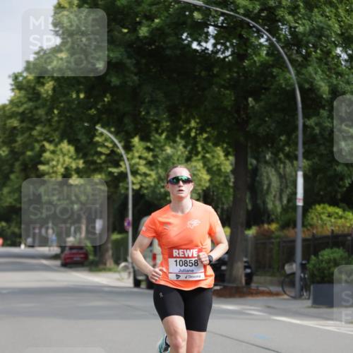 15.06.2025 - REWE Women's Run Jannik Wohlers http://msf.ph/oto/7935446 15.06.2025 08:40:31 Laufen 10858 meine-sportfotos.de
