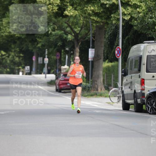 15.06.2025 - REWE Women's Run Jannik Wohlers http://msf.ph/oto/7935450 15.06.2025 08:41:05 Laufen 10686 meine-sportfotos.de