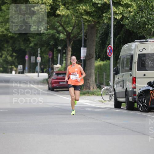 15.06.2025 - REWE Women's Run Jannik Wohlers http://msf.ph/oto/7935475 15.06.2025 08:41:06 Laufen 10686 meine-sportfotos.de
