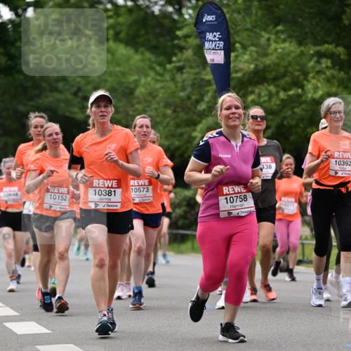 15.06.2025 - REWE Women's Run Dr. Thomas Lammeyer http://msf.ph/oto/7935486 15.06.2025 09:19:06 Laufen 8, 00, 438, 06, 48, 10152, 10381, 10573, 10758, 10011, 10392 meine-sportfotos.de