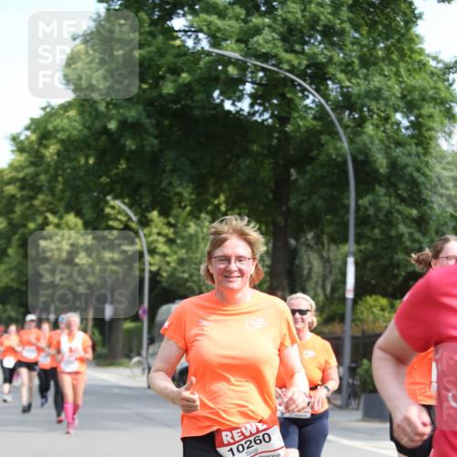15.06.2025 - REWE Women's Run Jannik Wohlers http://msf.ph/oto/7935503 15.06.2025 09:53:08 Laufen 10260 meine-sportfotos.de