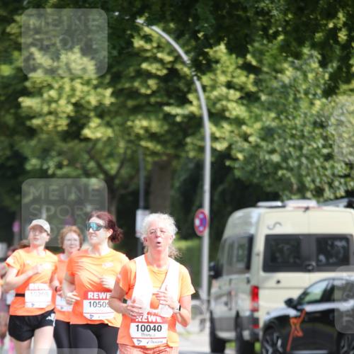 15.06.2025 - REWE Women's Run Jannik Wohlers http://msf.ph/oto/7935508 15.06.2025 09:53:10 Laufen 10509, 10040 meine-sportfotos.de