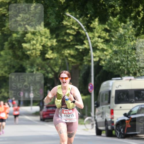 15.06.2025 - REWE Women's Run Jannik Wohlers http://msf.ph/oto/7935539 15.06.2025 09:53:20 Laufen 10215 meine-sportfotos.de