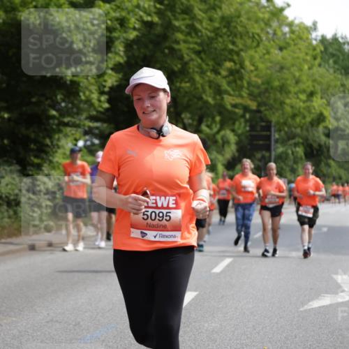 15.06.2025 - REWE Women's Run Jannik Wohlers http://msf.ph/oto/7935559 15.06.2025 10:12:52 Laufen 5095 meine-sportfotos.de