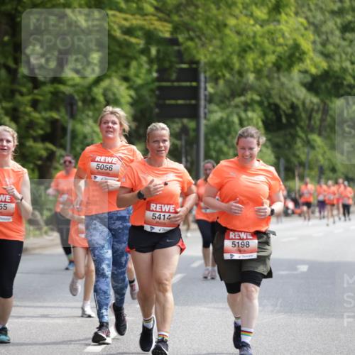 15.06.2025 - REWE Women's Run Jannik Wohlers http://msf.ph/oto/7935587 15.06.2025 10:12:54 Laufen 5055, 5056, 5414, 5198 meine-sportfotos.de