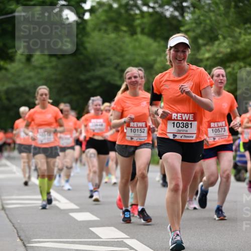 15.06.2025 - REWE Women's Run Dr. Thomas Lammeyer http://msf.ph/oto/7935592 15.06.2025 09:19:07 Laufen 10381, 10152, 10573 meine-sportfotos.de