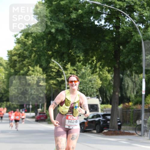 15.06.2025 - REWE Women's Run Jannik Wohlers http://msf.ph/oto/7935623 15.06.2025 09:53:21 Laufen 10215 meine-sportfotos.de