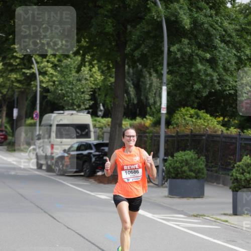 15.06.2025 - REWE Women's Run Jannik Wohlers http://msf.ph/oto/7935633 15.06.2025 08:41:12 Laufen 10686 meine-sportfotos.de
