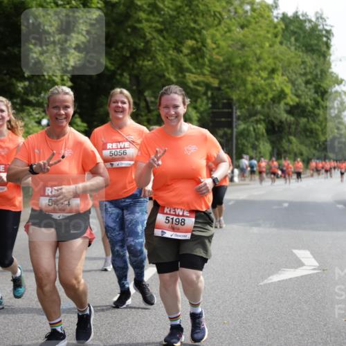 15.06.2025 - REWE Women's Run Jannik Wohlers http://msf.ph/oto/7935636 15.06.2025 10:12:58 Laufen 5056, 52, 50, 54, 5198 meine-sportfotos.de